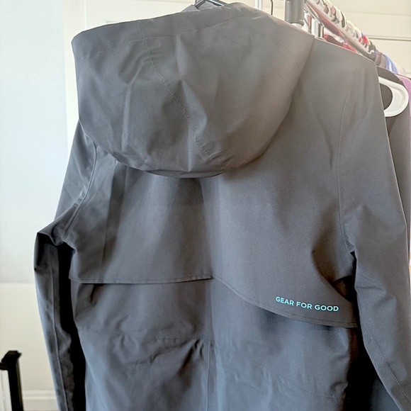 Cotopaxi Cielo Rain Trench Hooded Rain Jacket in Black - Small (NWT) - Picture 12 of 16